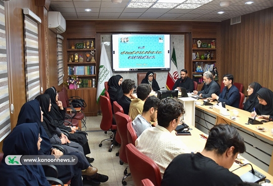 نشست هم‌افزایی کانون یاران در لرستان برگزار شد