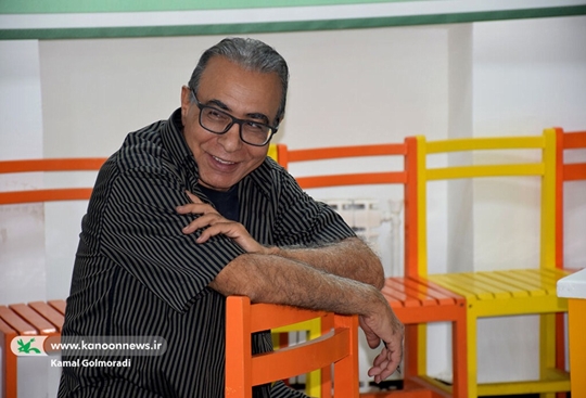 کارگاه «نوشتن خلاق» با تدریس جمال‌الدین اکرمی در کانون لرستان